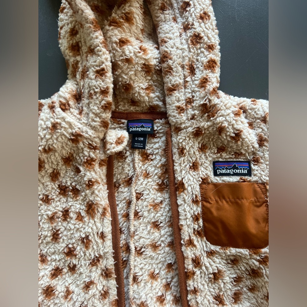 Patagonia Kids Fleece Bunting Hooded in Cream with Brown Spots